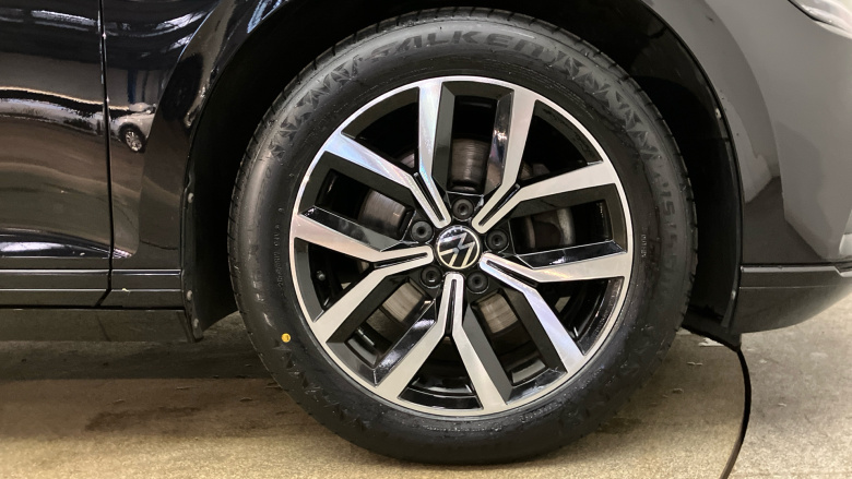 Volkswagen Passat 1.5 TSI EVO SEL 5dr DSG Petrol Estate